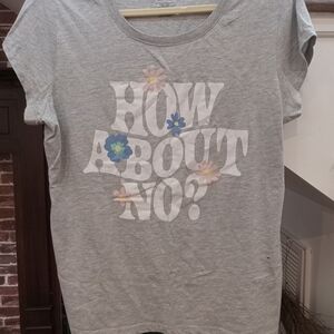 Wound Up Gray Short Sleeve Tee with Floral Print